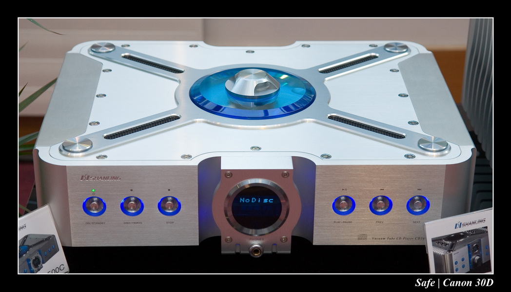 2006 - 10 - Salon hifi sofitel - 156